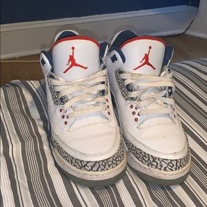 Jordans 3’s